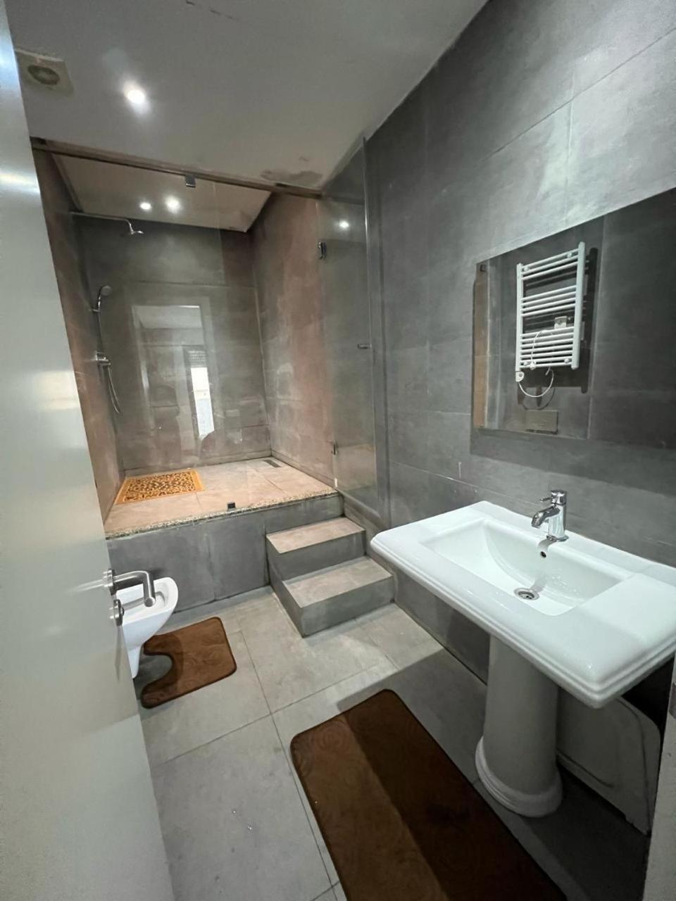 Duplex Zara Twin Center *